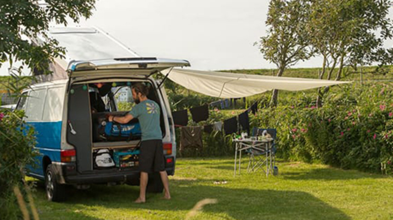Emplacement catégorie 1 (jusqu'à 98 m²) avec eau/égouts
