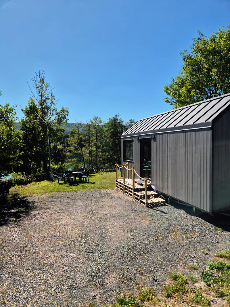 048 Maison Tiny de Luxe